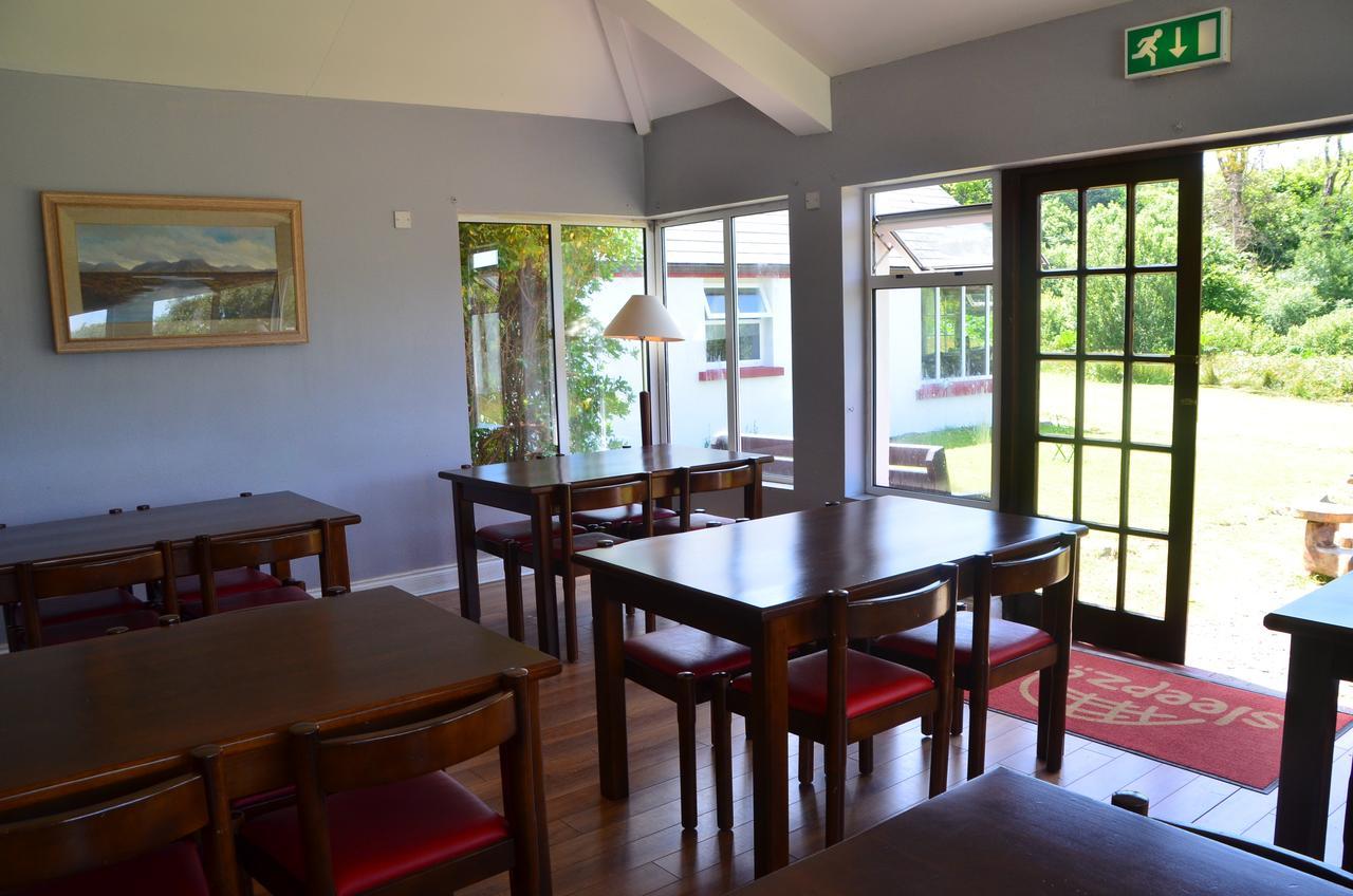 The Connemara Hostel - Sleepzone Leenaun Ngoại thất bức ảnh